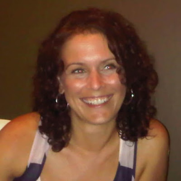 Meet your Posher, Dimitra - Picture 1 of 2